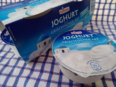 Joghurt nach  griechischer Art, August 2017